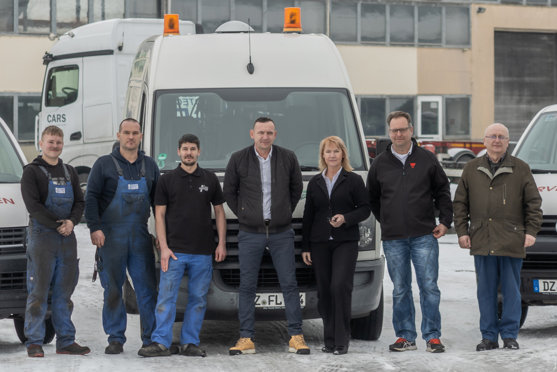 Fltr team02 img